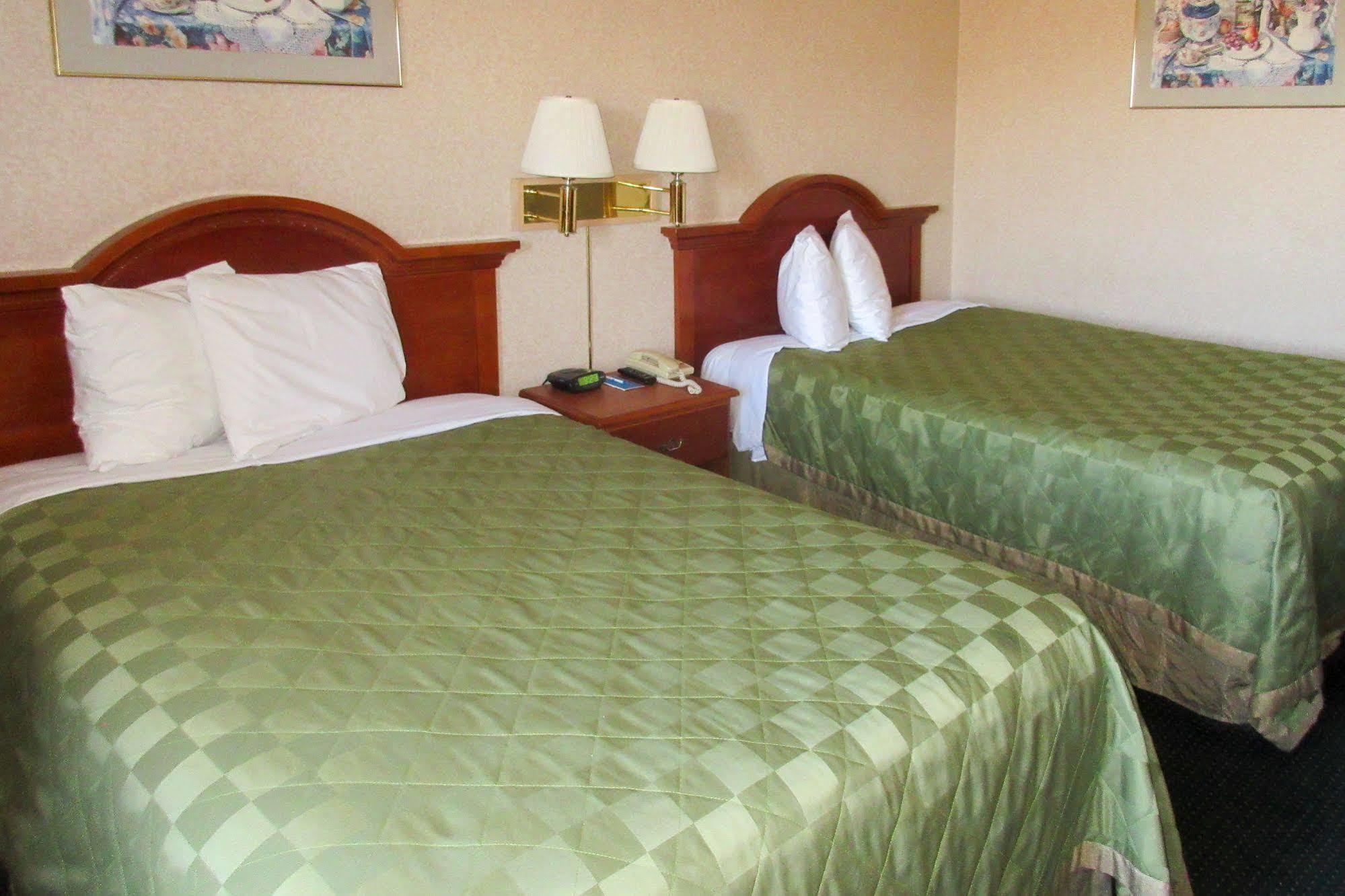 San Bernandino Inn & Suites 圣贝纳迪诺 外观 照片