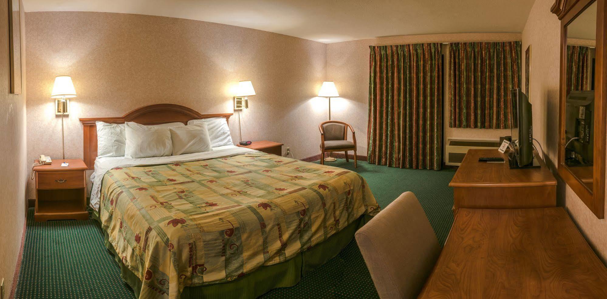 San Bernandino Inn & Suites 圣贝纳迪诺 外观 照片